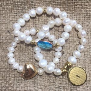 Pearls bracelet